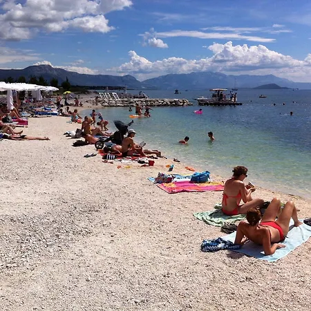Apartman Luka Appartamento Traù